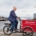 Mathias Stein auf dem roten Lastenrad an der Hörn § Foto: Jana Nemitz